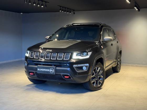 JEEP COMPASS 2.0 16V DIESEL TRAILHAWK 4X4 AUTOMÁTICO JEEP COMPASS 2.0 16V DIESEL TRAILHAWK 4X4 AUTOMÁTICO